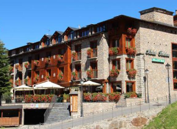 hotel-soldeu-maistre image