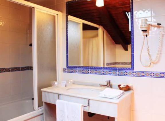 pousadas-de-compostela-hotel-san-clemente image