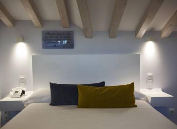 smart-boutique-hotel-literario-san-bieito image