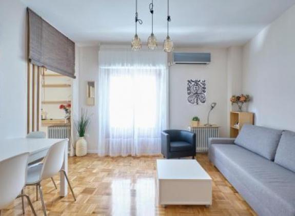 3-bedroom-apartment-with-garage-space-in-the-center-of-madrid image