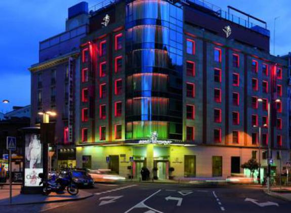 mercure-madrid-santo-domingo image