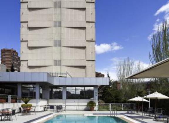 novotel-madrid-puente-de-la-paz image