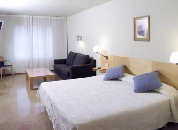 hotel-rambla-figueres image