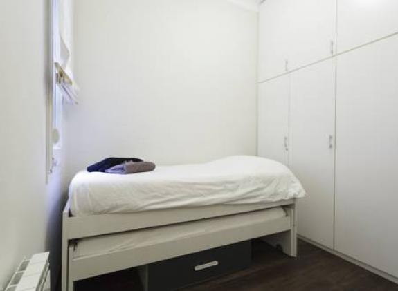 apartment-paris-barcelona-1 image