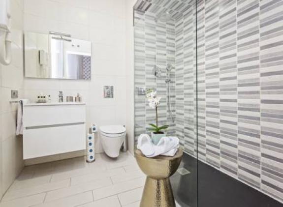 sweet-inn-fira-sants image