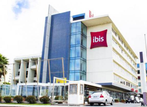 ibis-montevideo image