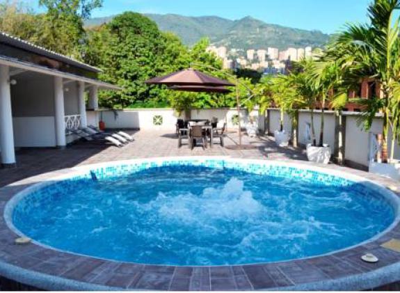 hotel-parque-plaza image