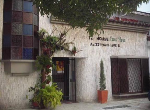 suites-house-casa-flora image