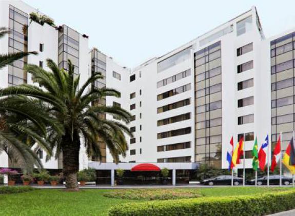plaza-del-bosque-hotel image