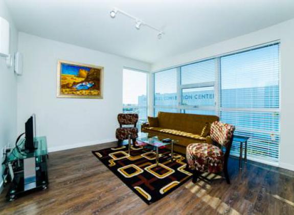 downtown-vivaldi-apartment image