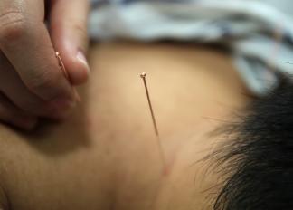 Acupuntura, quiromasaje, osteopatía, Shiatsu, docente.