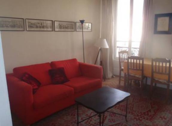 apartment-living-in-paris-tourville image