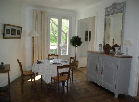 appartement-de-charme-a-montmartre image