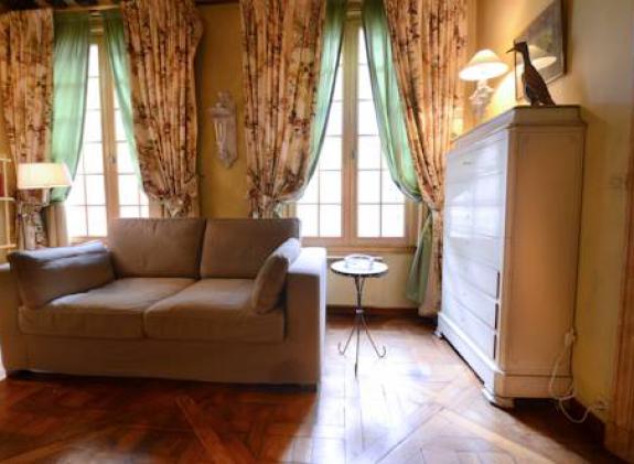 friendly-rentals-saint-michel-xl-apartment image