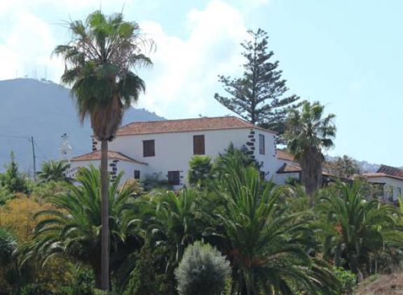 hotel-rural-finca-saroga image