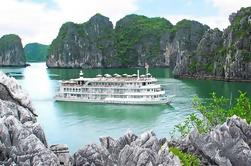 Bahía de Halong de 3 días y travesía del Golfo de Tonkin desde Hanoi