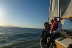 Privato Bay Area Sunset Sailing Adventure da Berkeley