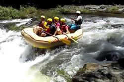 Rafting de classe III et IV dans la rivière Tenorio de Playa Flamingo