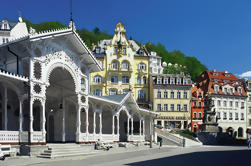 Excursão de um dia a Karlovy Vary Spa com Walking Tour de Praga