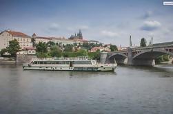 Vltava River Sightseeing Cruise em Praga