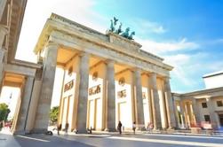 Private Private Berlin Tour en una Minivan: Berlín Este y Oeste