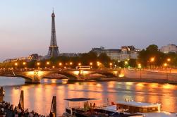 Cena de la Torre Eiffel y crucero por el Sena en Minivan