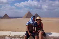 Private Day Tour to Giza Pyramids, Sphinx, Memphis, and Sakkara