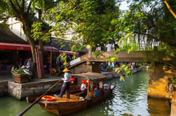 Passeio de meio dia: Aldeia aquática de Zhujiajiao, incluindo o passeio de barco