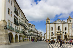 Evora e Arraiolos privato Full-Day Tour da Lisbona