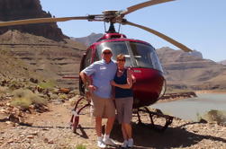 Visite guidée en hélicoptère du Grand Canyon 4 en 1