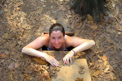 Small-Group Cu Chi Tunnels Tour van Ho Ch