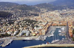 Nice Departure Transfer: Villefranche Porto para o Aeroporto de Nice