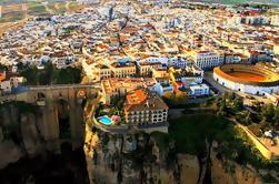 Recorrido histórico de Ronda con entrada de toros