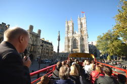 Vintage Bus Tour von London einschließlich Westminster Abbey und Thames River Cruise