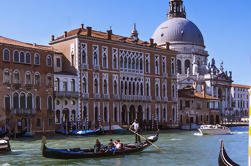 Venice Combination Gondola and Walking Tour