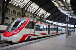 Transferencia de llegada privada: Estación de tren de Bolonia al hotel