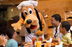 Chef Mickey Día de Navidad Desayuno o cena