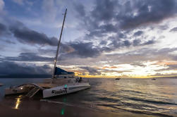 Maui Sunset Dinner Cruise a bordo del Teralani 2