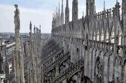 Skip-the-Line Milan Duomo Subterráneo y Terraza en Grupo Pequeño