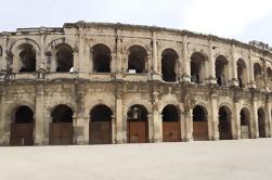 Excursão em grupo pequeno de Nimes, Uzes e Pont du Gard de Avignon