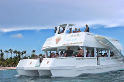 Private Punta Cana Party Boat inkludert snorkling, naturlige bassenger og vannsklie