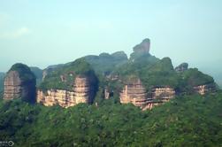 Montaña privada de 2 días de Danxia y viaje del monasterio de Nanhua de Guangzhou por el tren de bala