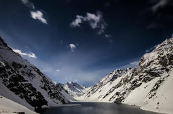 Tour por el Centro de Esquí de Portillo y la Laguna Inca