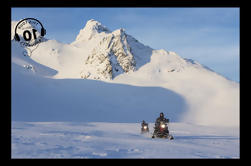 Golden Circle Tagesausflug von Reykjavik mit Gletscher Snowmobile Experience