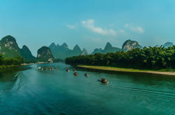 One-day Private Tour with Li River Cruise from Guilin Downtown and Sightseeing in Yangshuo