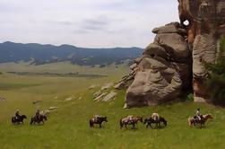 1 Dia Excursão a cavalo em grupo pequeno Excursão ao Parque Nacional Terelj Incluindo Almoço