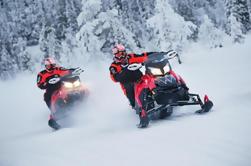 Arktischer Kreis Snowmobile Safari für erfahrene Fahrer aus Rovaniemi