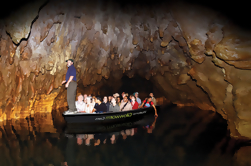 Waitomo Caves en Rotorua Day Trip van Auckland