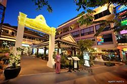 Authentic Thai Dinner and Dance at Silom Village