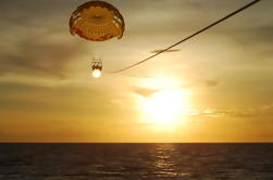 Parasailing Erfahrung in der Stadt Sansibar